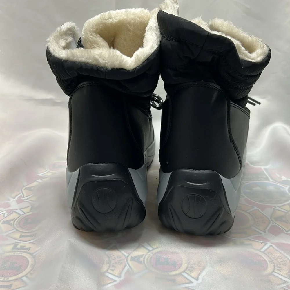 Fax Fur Lined Waterproof Lace Up Boots. Size 8. Black. NWT - Picture 4 of 10